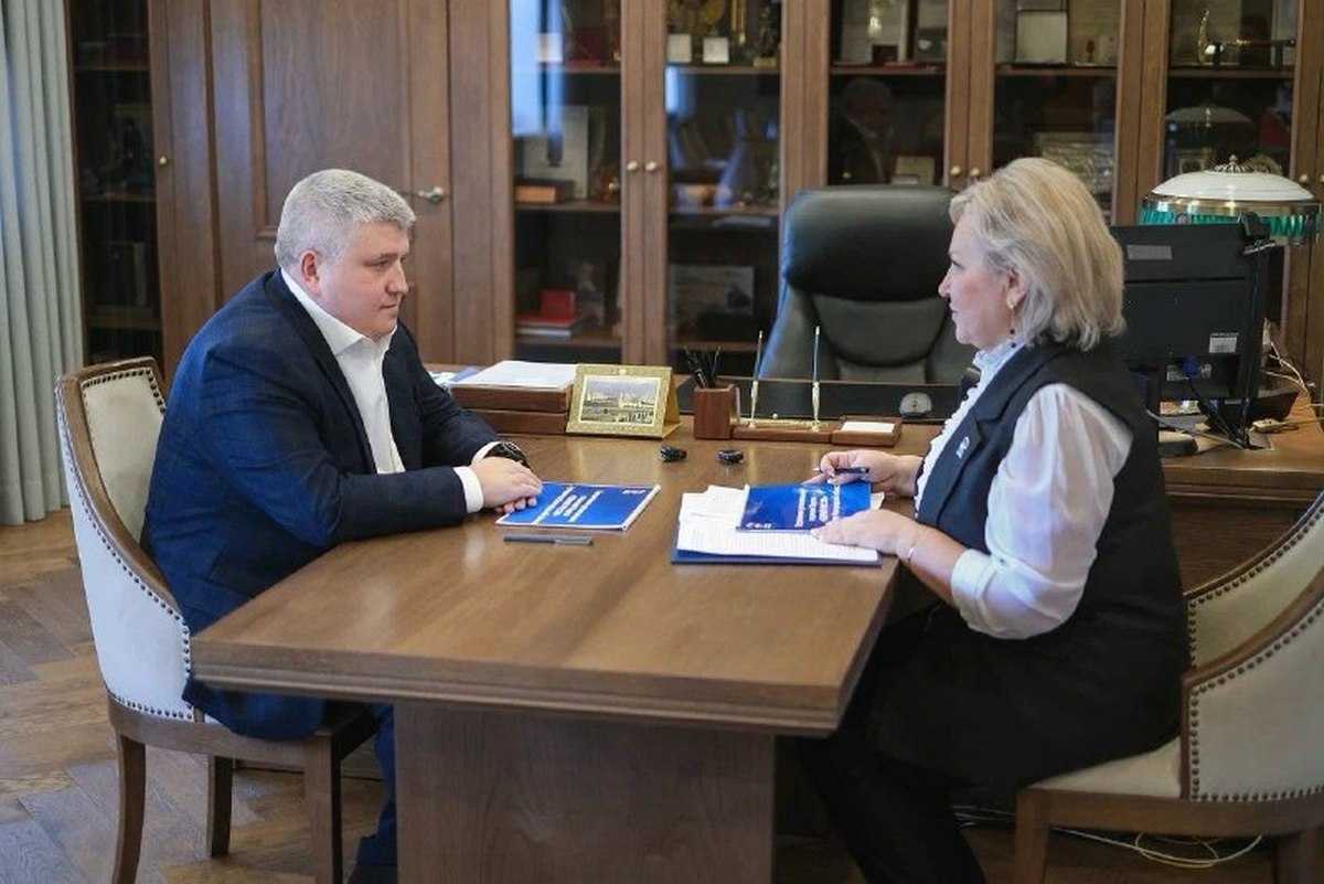 Речь на встрече шла и о поддержке участников СВО.