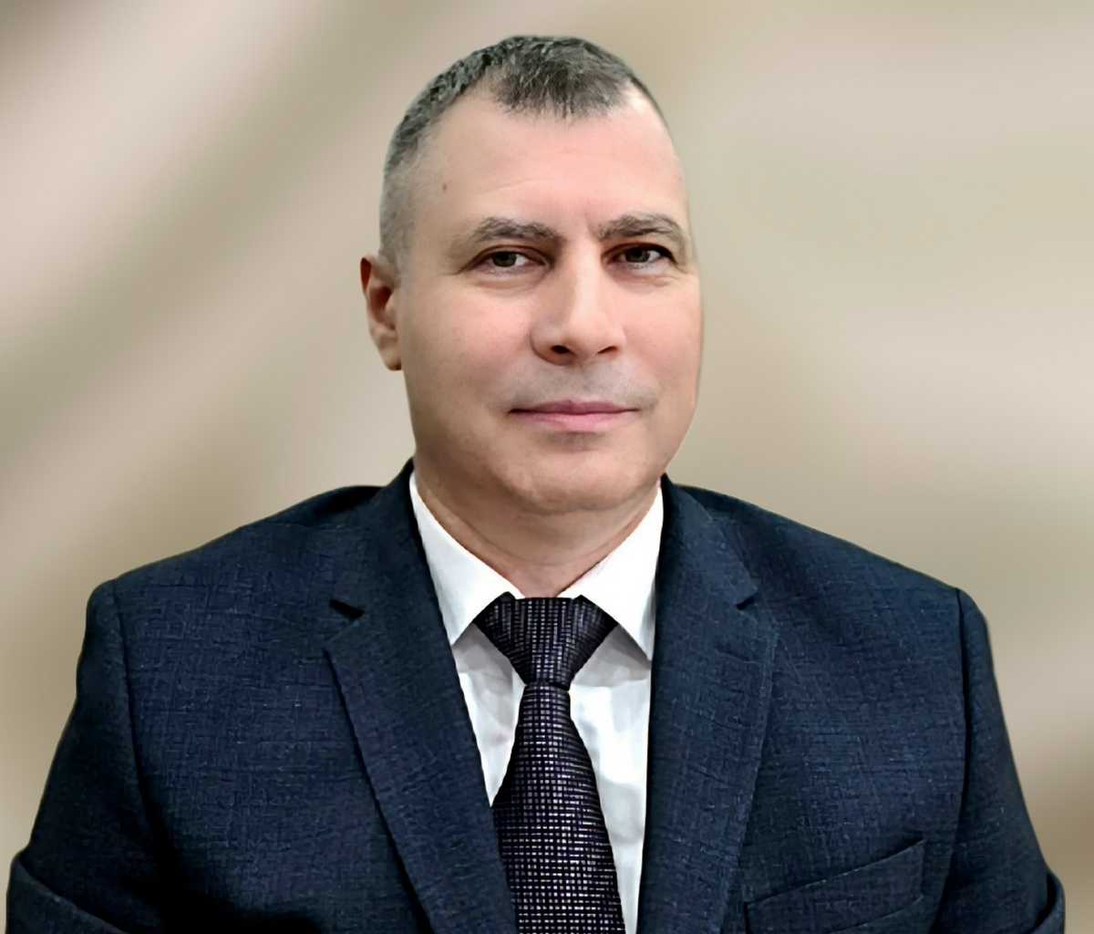 Владимир Уваров почти 30 лет посвятил безопасности и благополучию жителей Новгородской области.