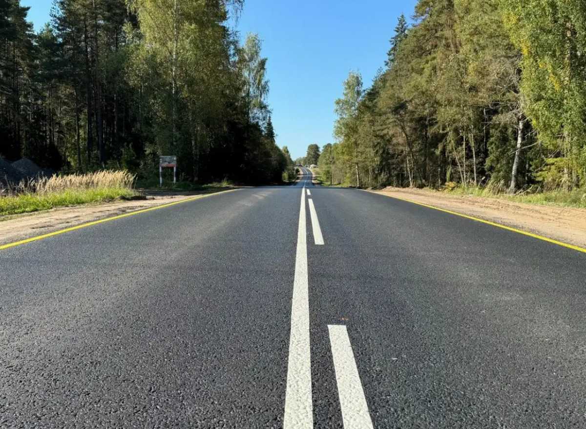 Доля автодорог регионального и межмуниципального значения в нормативном состоянии в Новгородской области к 1 января 2026 года составила 69,5%.