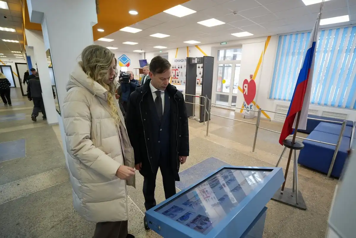 Илья Крашенинников отметил, что каждый студент во время учёбы получает реальный опыт и навыки.