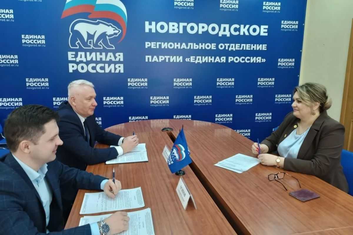 Руководитель ансамбля «Сорока» Ирина Федотова подала документы для участия в предварительном голосовании.