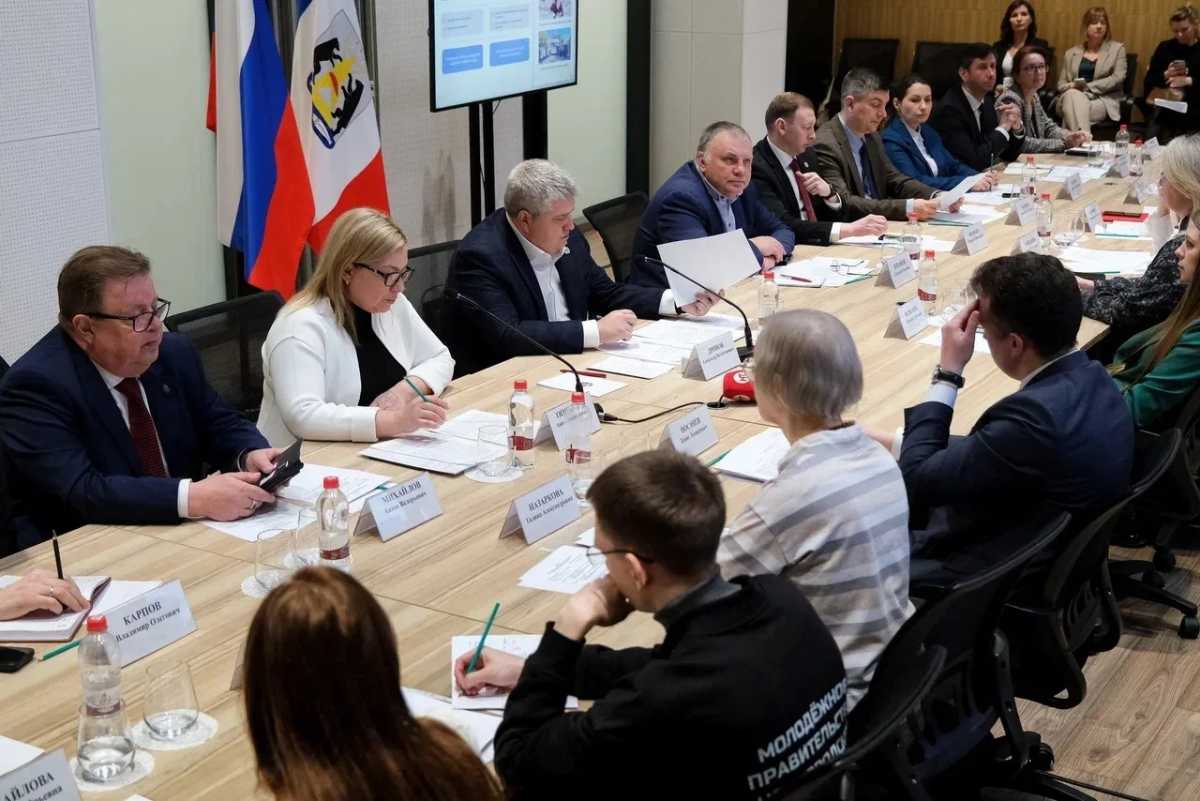 Александр Дронов добавил, что реализация проекта – один из важнейших приоритетов, и поручил координировать эту работу министерству здравоохранения Новгородской области.