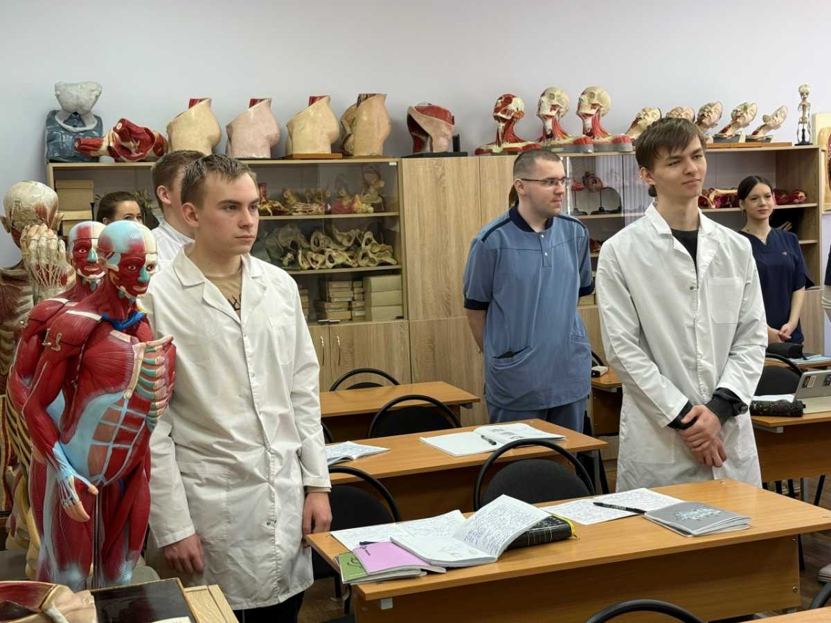 В этом году колледж выпускает 45 специалистов лечебного дела, сестринского дела и фармацевтов.