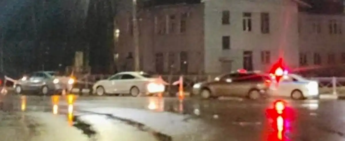 Водитель «Шкоды» врезался в автомобиль «Форд».