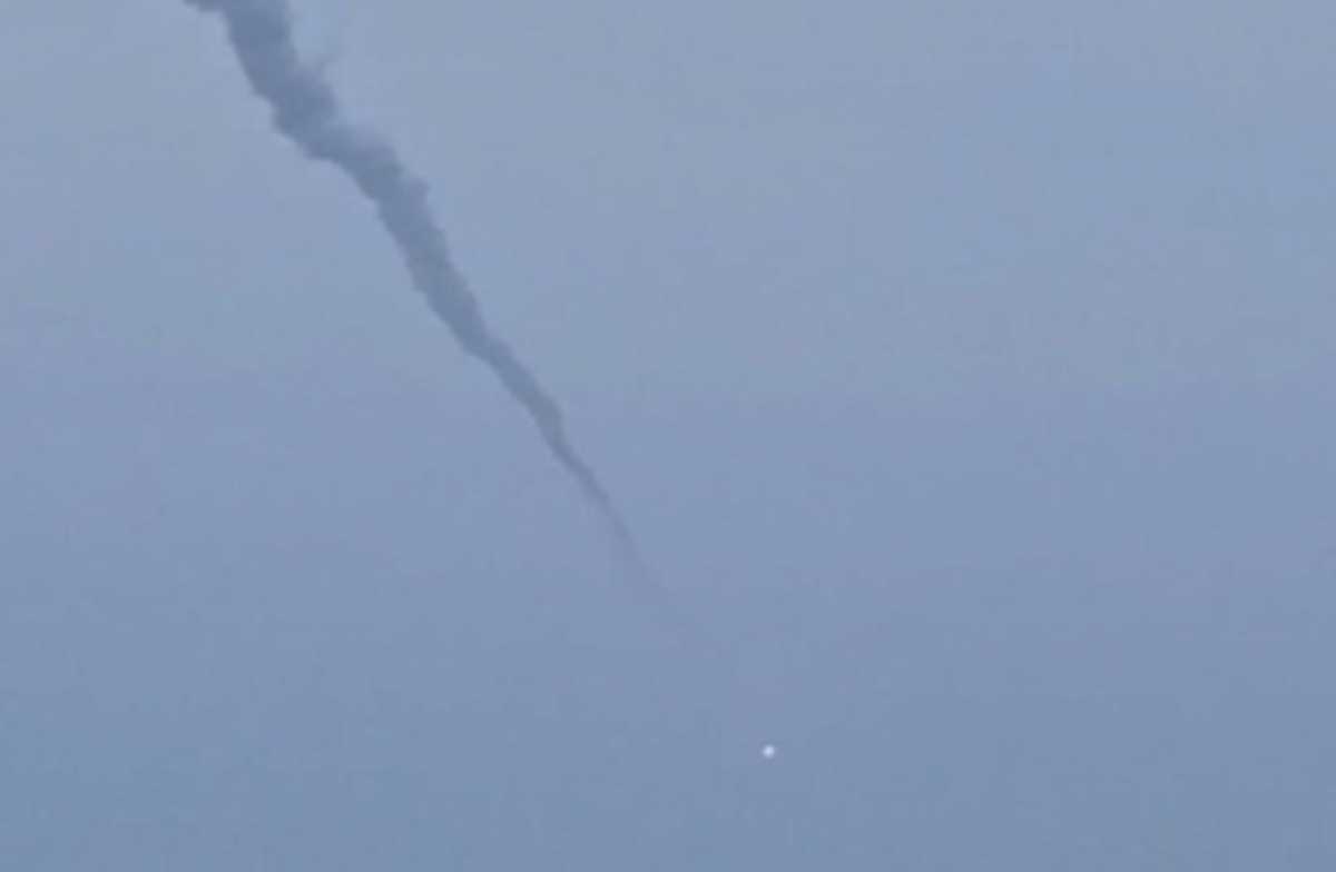 При обнаружении обломков БПЛА нужно сразу сообщить по номеру 112.