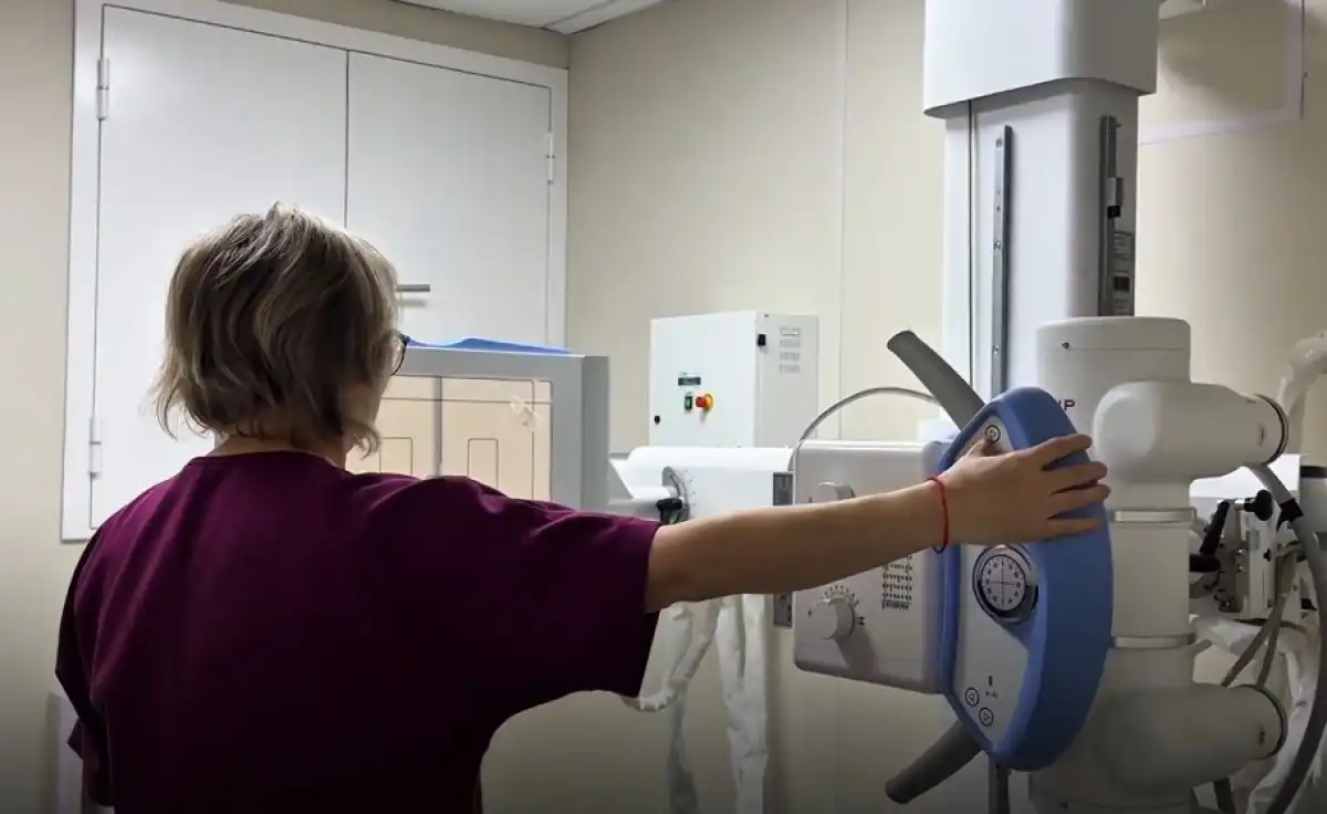 При себе необходимо иметь паспорт, полис, СНИЛС.