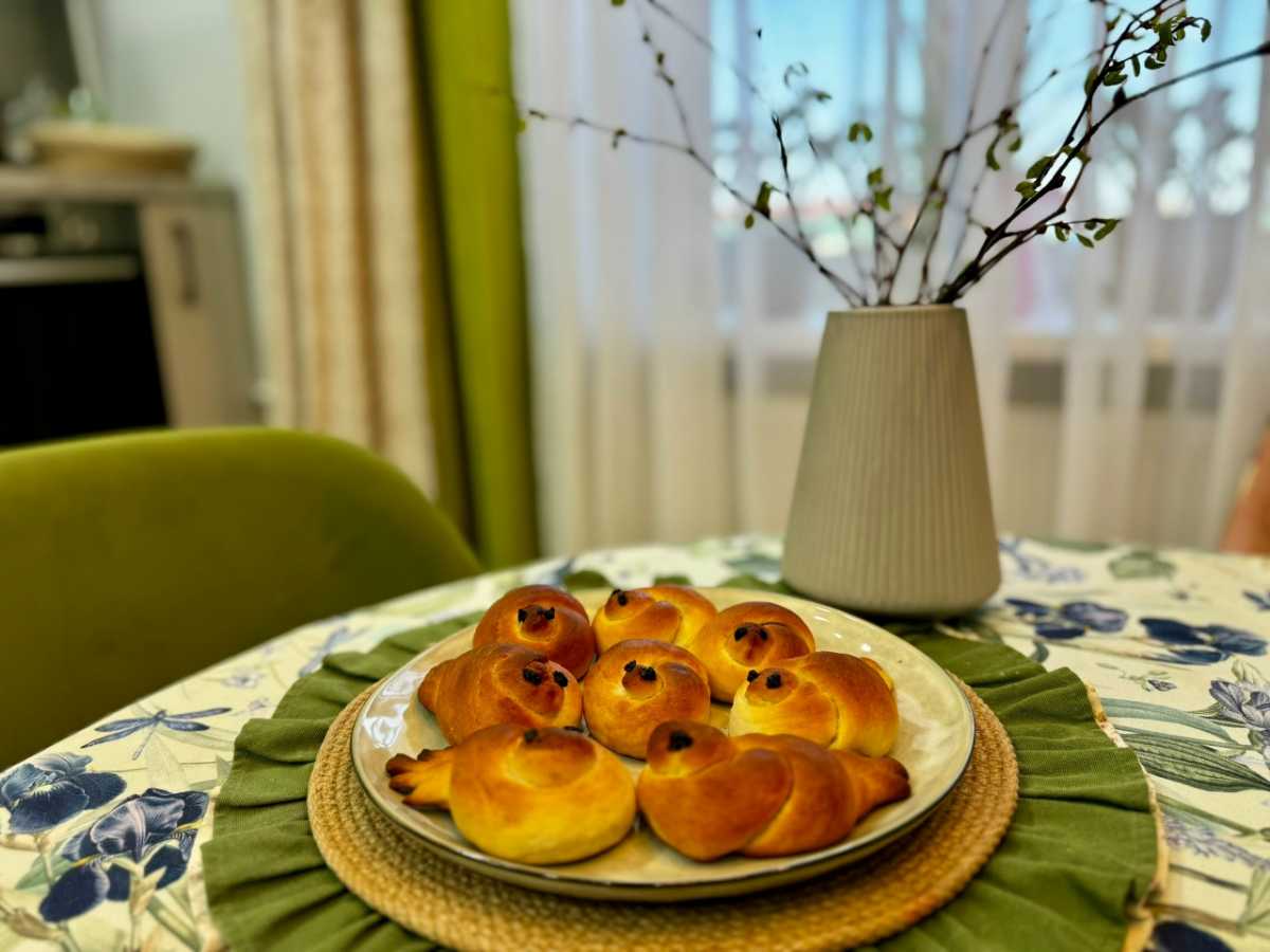 Рецепт жаворонков очень простой, а результат — всегда радует.