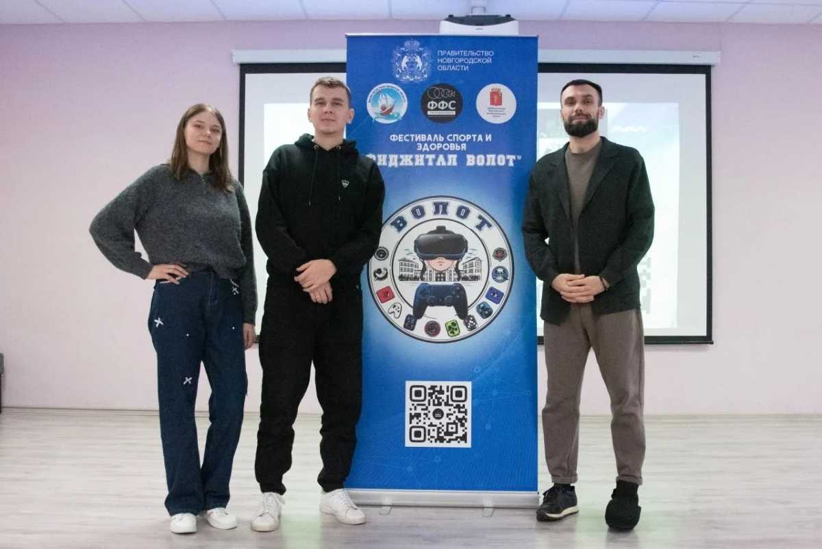 Сергей Мошников передал школе в Волоте оборудование для занятий фиджитал-спортом.