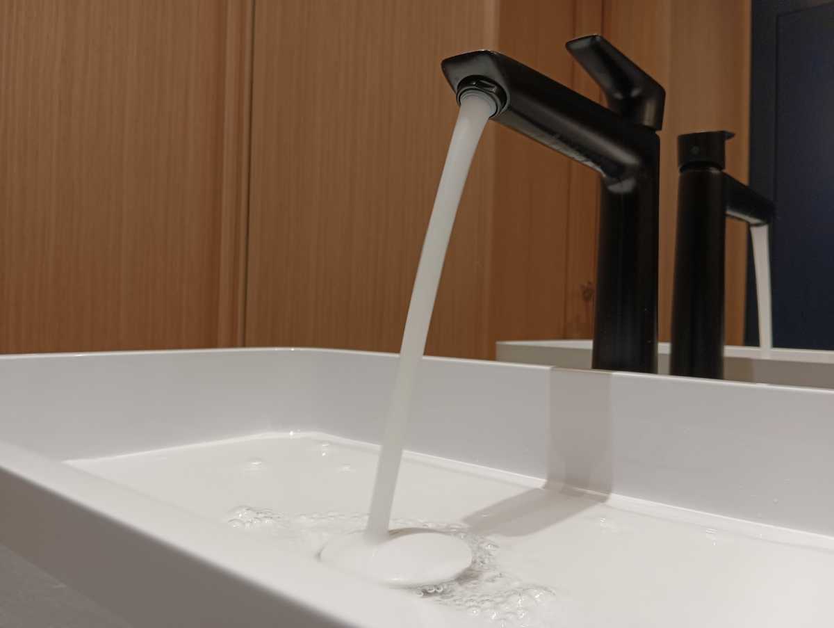 В течение полутора часов водоснабжение полностью восстановится.