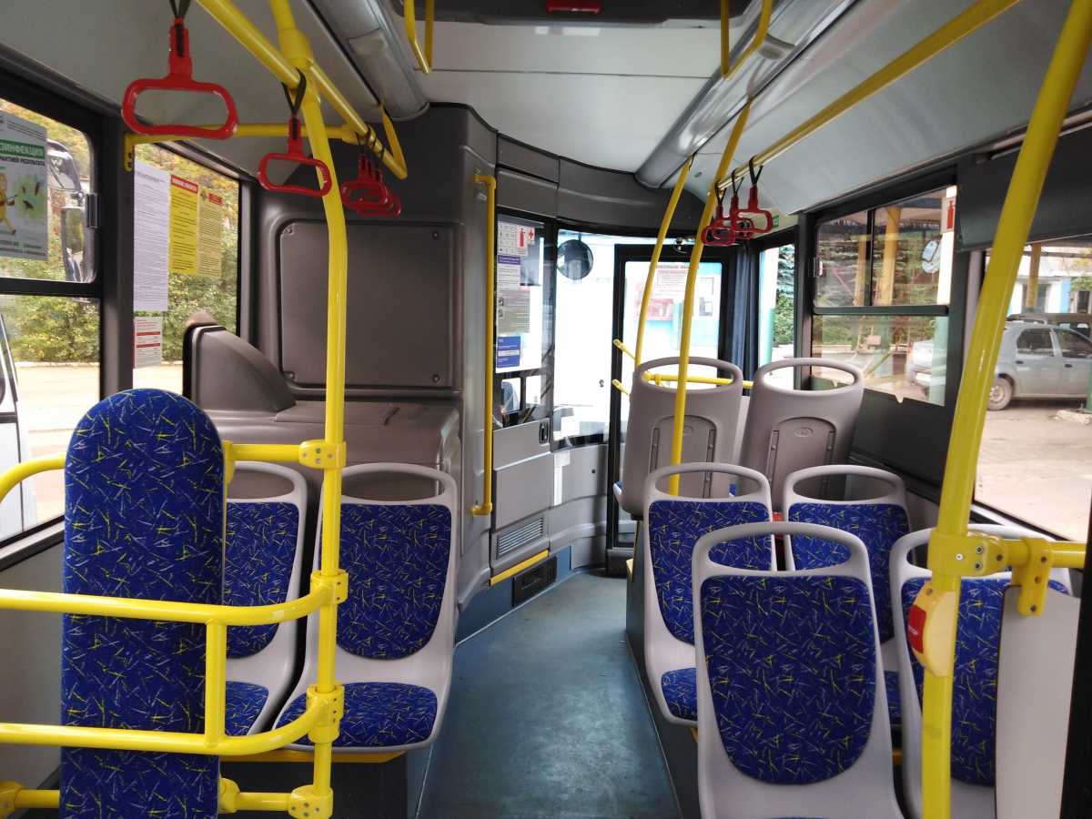 Нехватка водителей автобусов в регионе достигает более 30%.