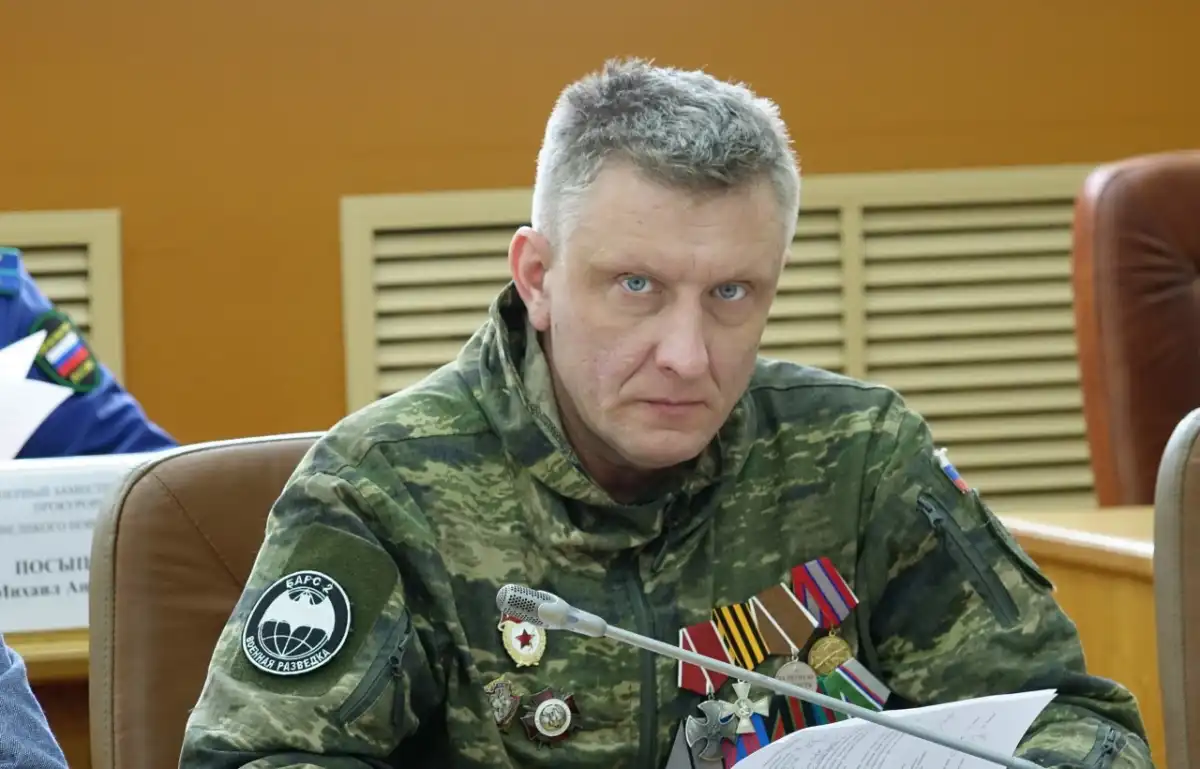 После избрания в Думу Великого Новгорода более 20 раз доставлял помощь бойцам в зоне СВО и мирным жителям.