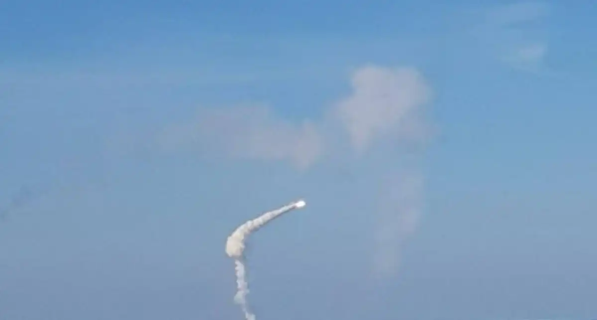 При обнаружении БПЛА нужно сообщать по номеру 112.