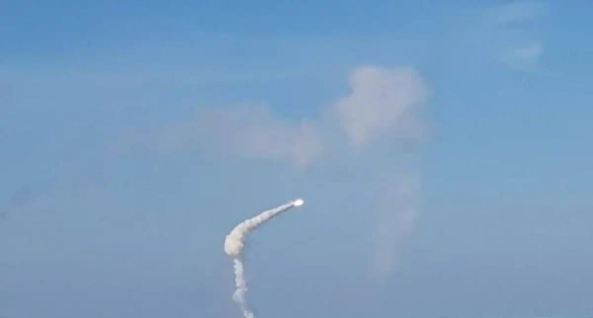 За три часа дежурные средства ПВО перехватили 58 украинских беспилотников над регионами России.