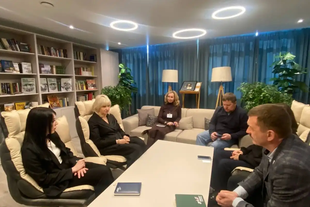 В новгородском филиале фонда «Защитники Отечества» обсудили трудоустройство участников СВО.