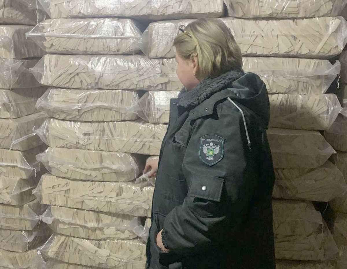 Ложки изготовили из берёзовых пиломатериалов.