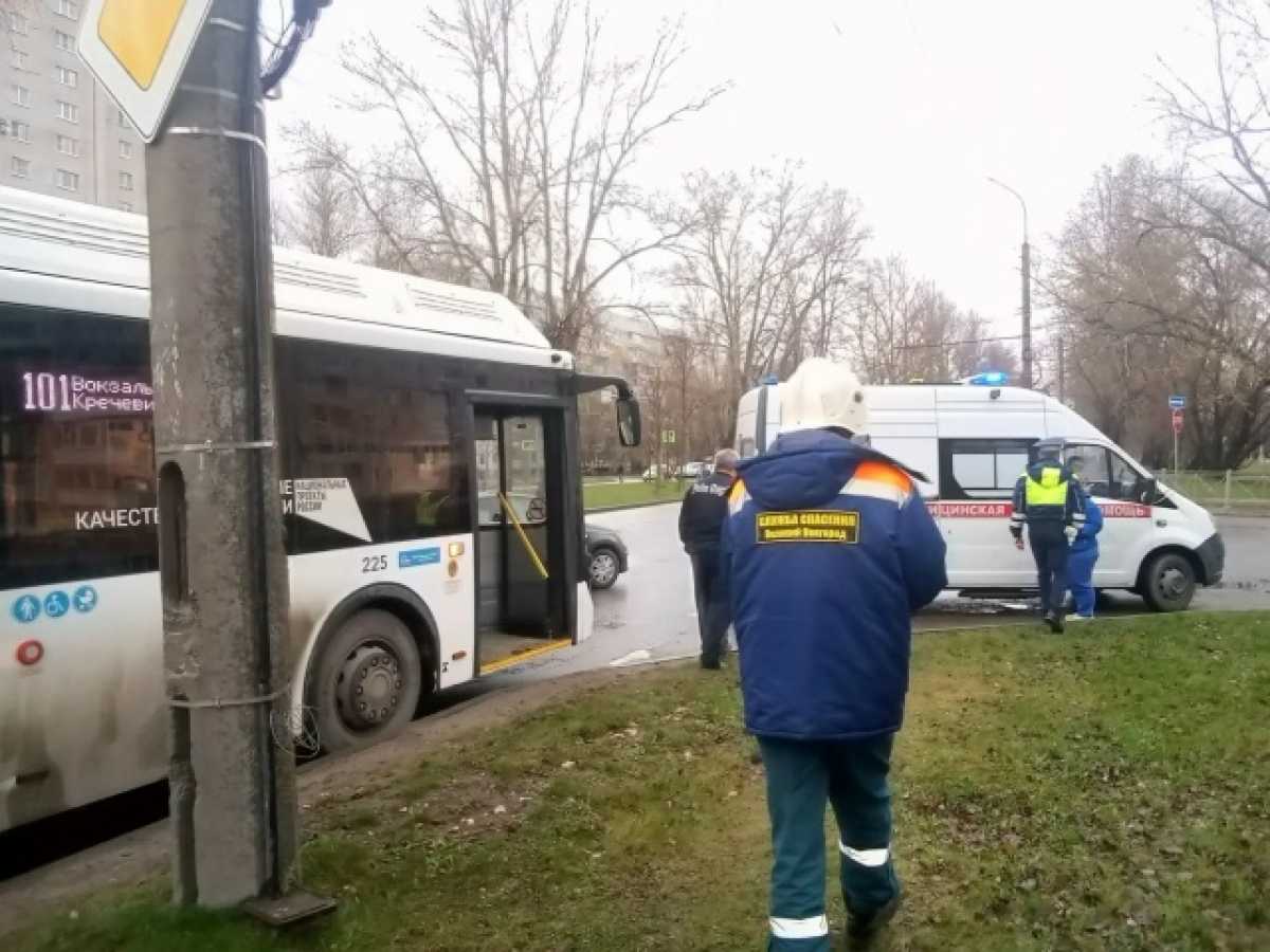 Автобус следовал по маршруту №101.