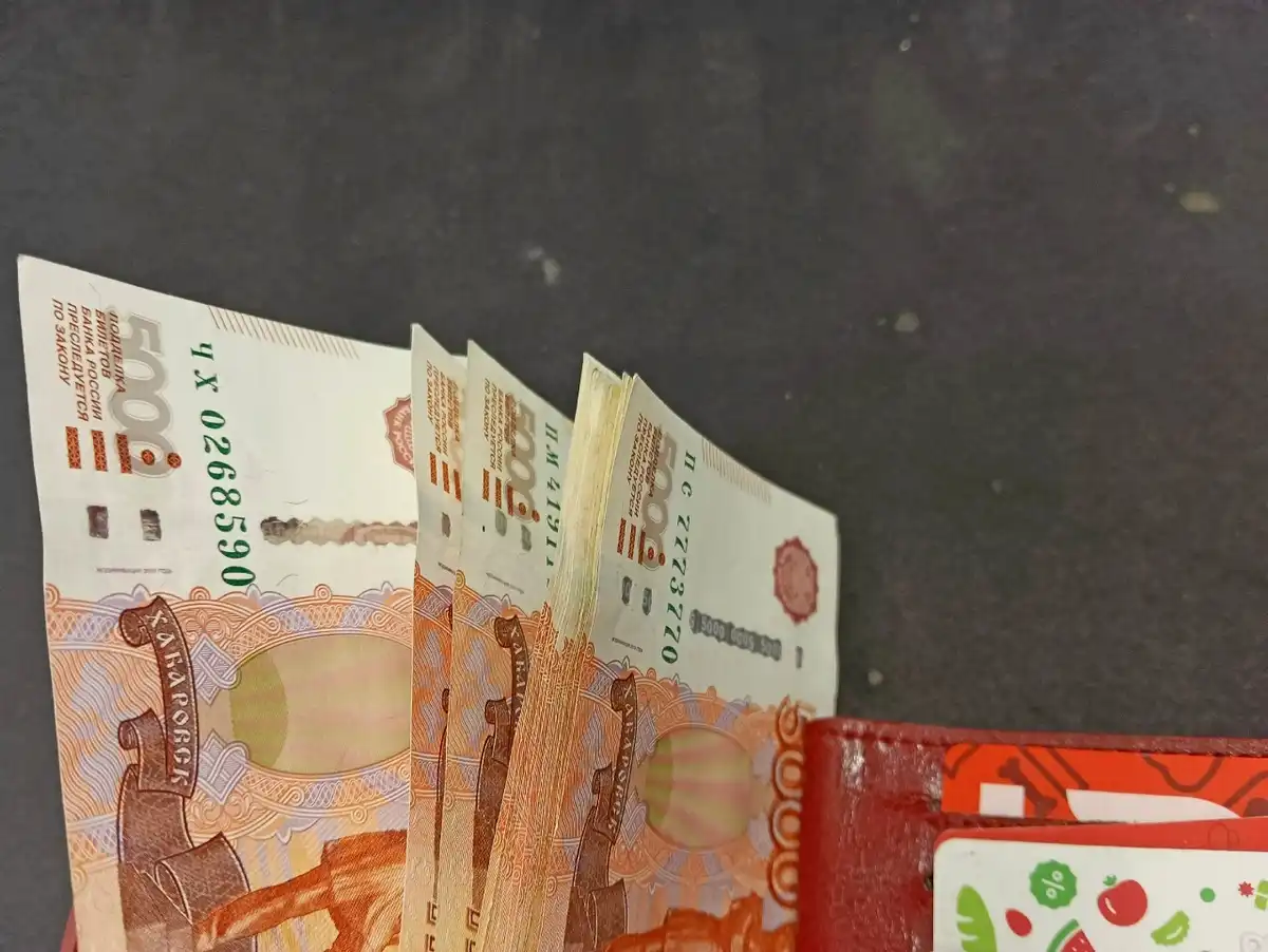 Ежемесячная выплата из средств материнского капитала в мае будет перечислена по стандартному графику – 5 числа.