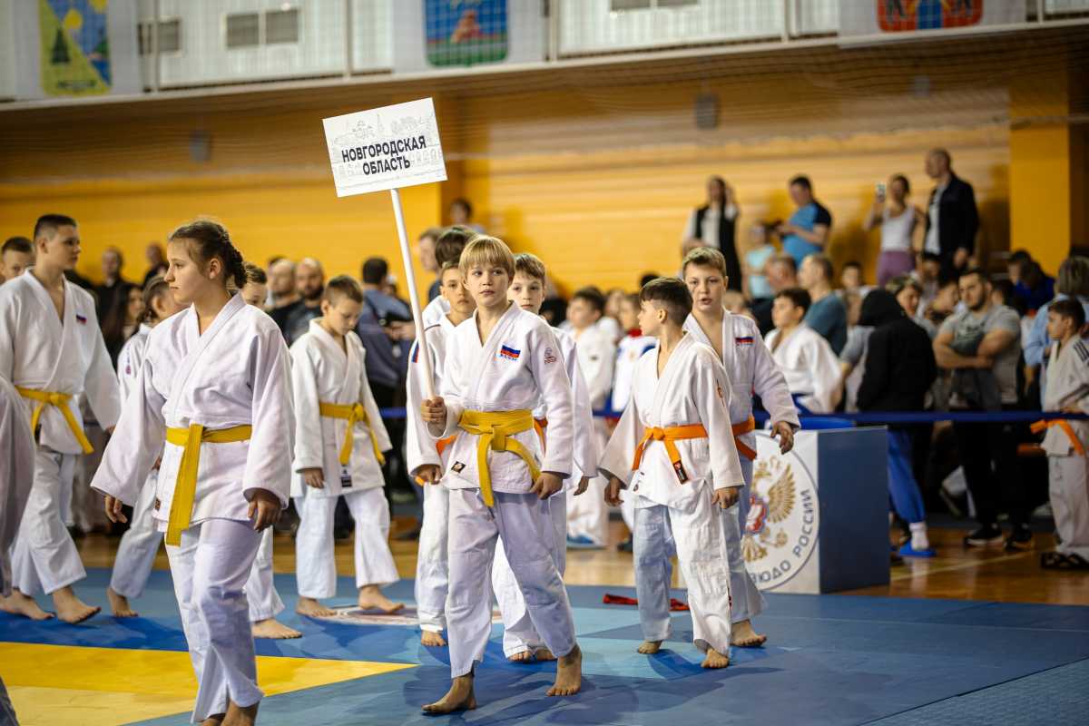 Наши спортсмены завоевали путевки на главный юношеский старт страны по итогам домашнего первенства Северо-Запада, которое прошло в начале апреля в Великом Новгороде.