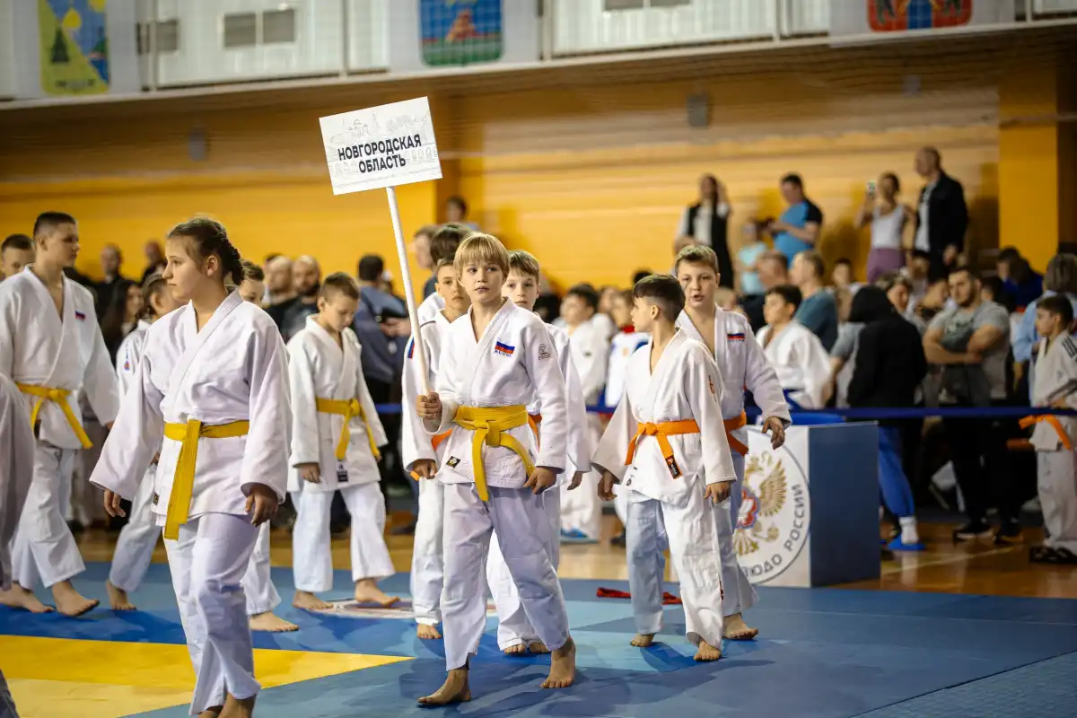 Наши спортсмены завоевали путевки на главный юношеский старт страны по итогам домашнего первенства Северо-Запада, которое прошло в начале апреля в Великом Новгороде.