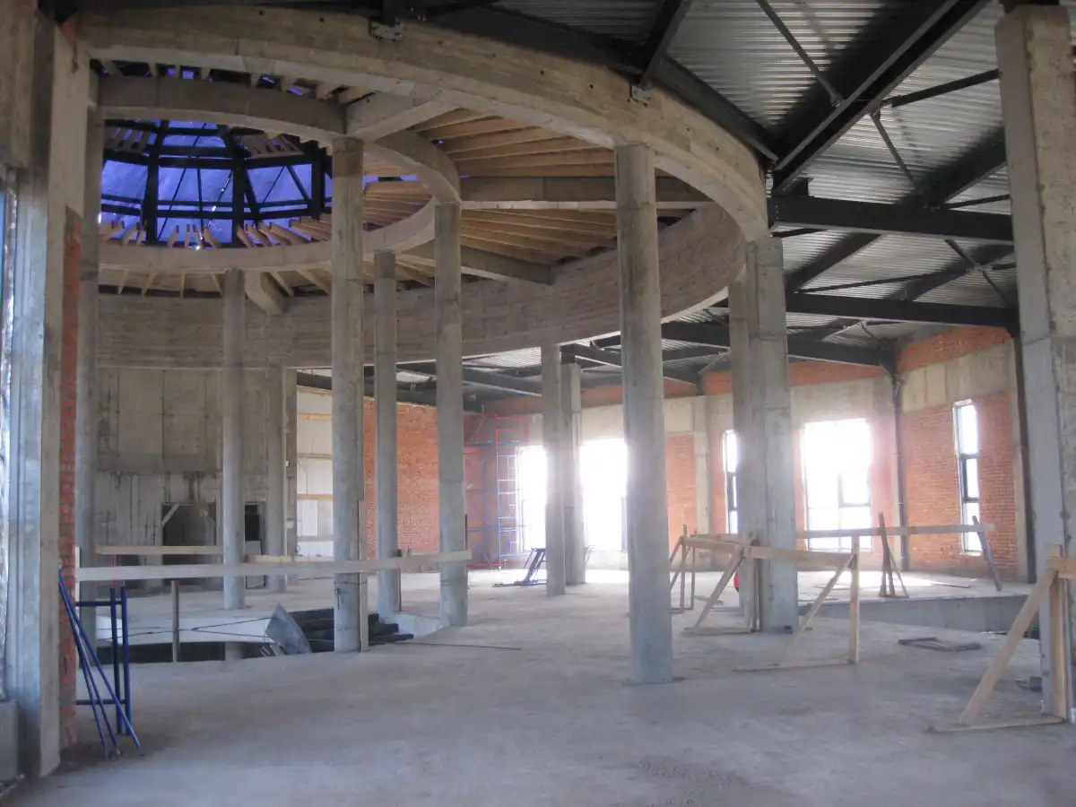 Ожидается, что центр будет работать семь дней в неделю с 10:00 до 20:00.