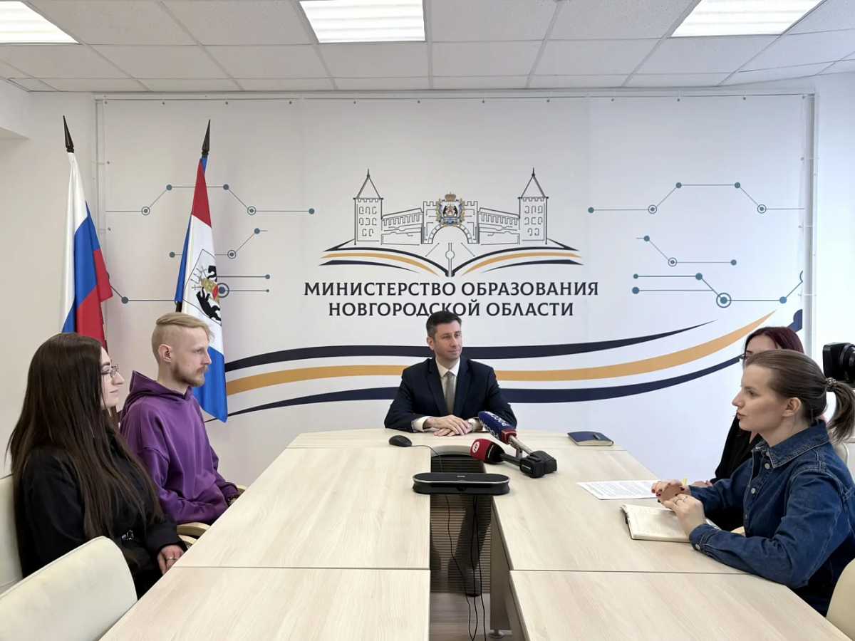 Чемпионат «Абилимпикс» будет проходить в 12 техникумах и колледжах, трёх школах и одном социально-медицинском учреждении, сообщил заместитель министра образования области Игнат Потапов.