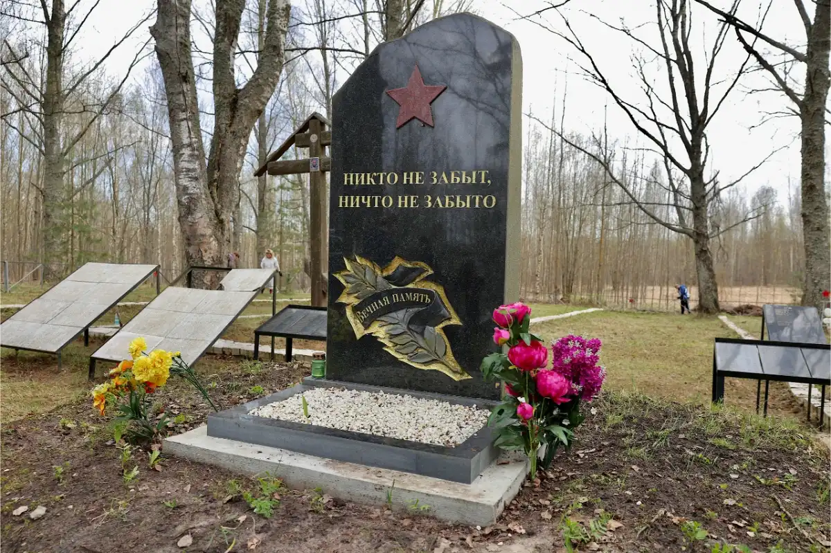 В братском захоронении покоятся более 2 тысяч советских героев, павших в борьбе с фашистами.