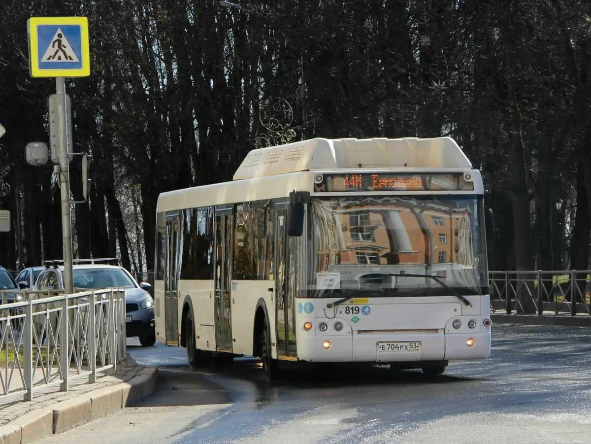 Автобусы будут отправляться от остановки на Нехинской улице, 24.