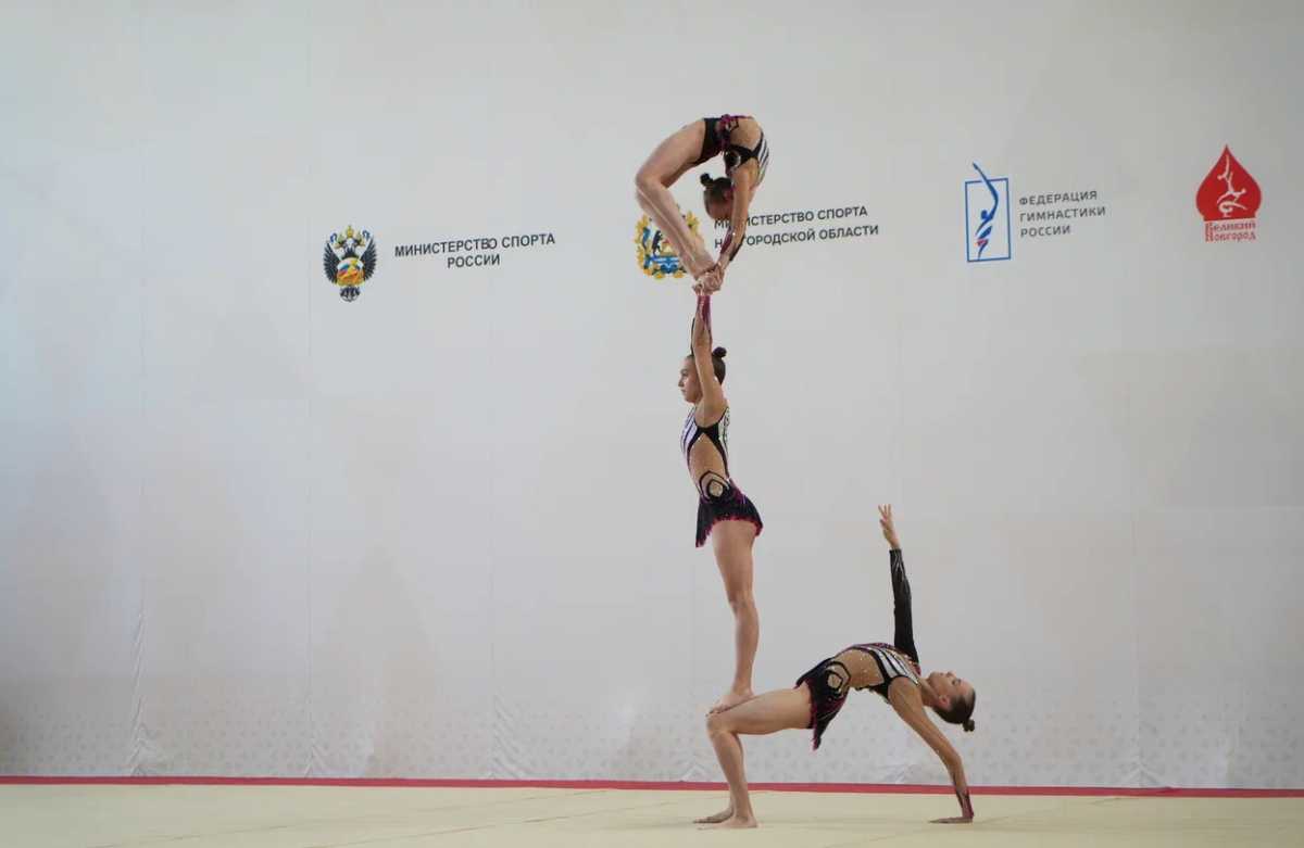Новгородки выиграли бронзовые награды в многоборье и темповом упражнении.