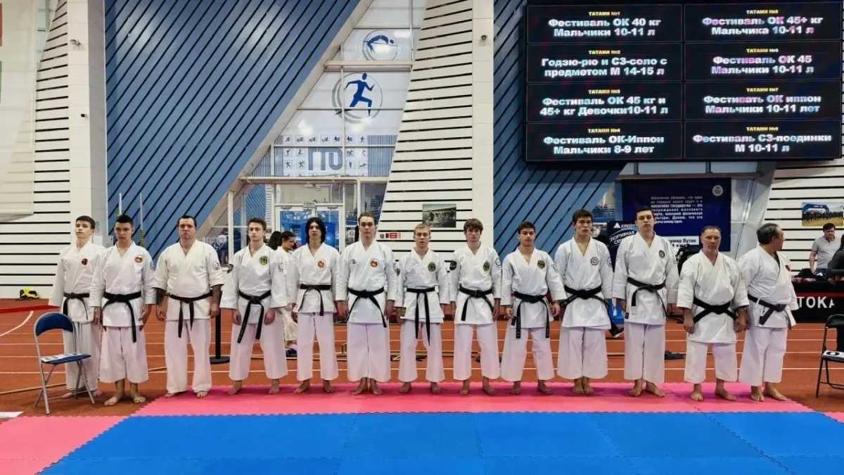 Сейчас новгородцы готовятся к первенству России для детей 12-13 лет и чемпионату России.