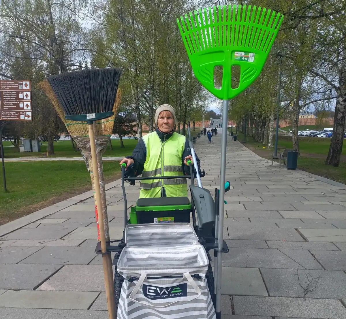 Татьяна Грушина работает дворником почти 30 лет.