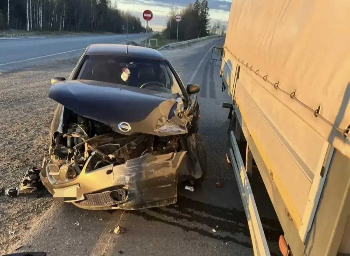 Пострадавшую пассажирку «Ниссана» доставили в ЦГКБ Великого Новгорода.