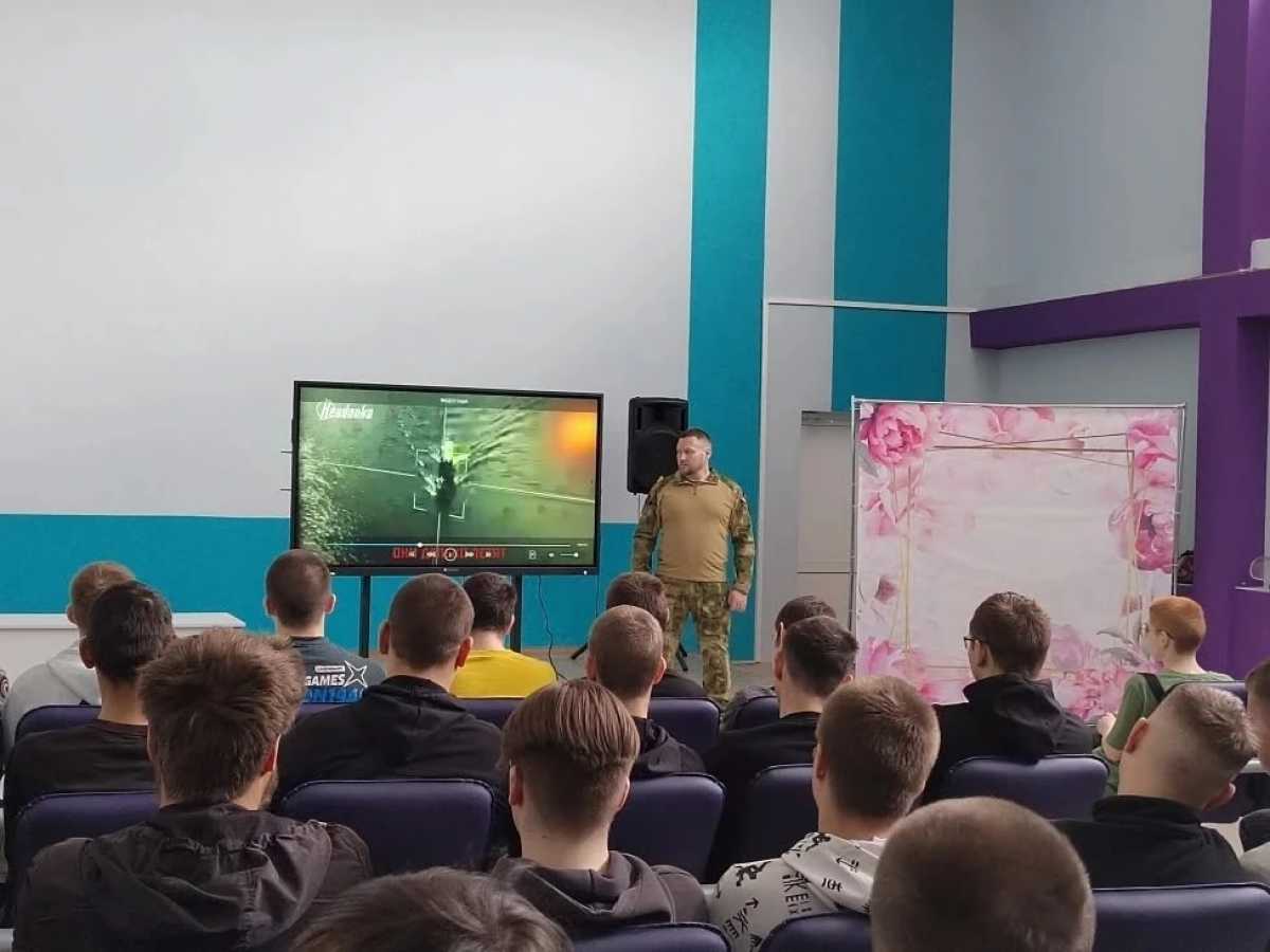 В Новгородской области реализуется проект «СВОи Герои 53». Программа создана по поручению президента России Владимира Путина.