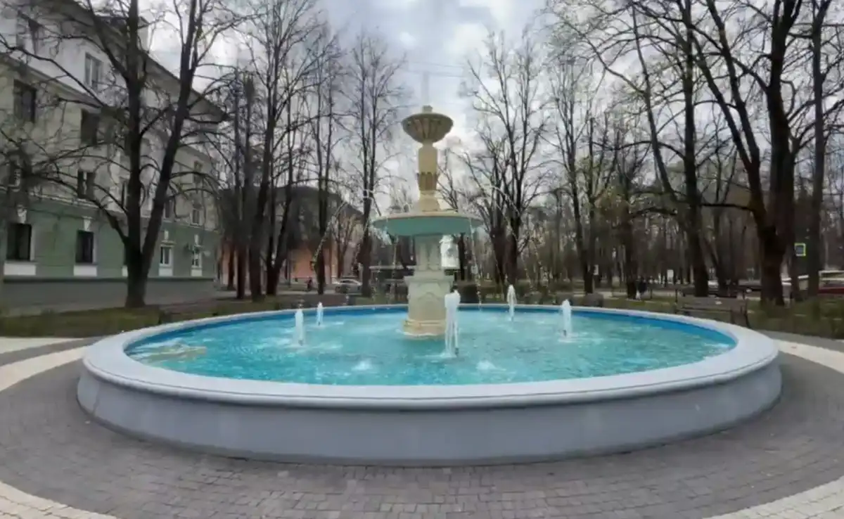Фонтан в сквере Печати