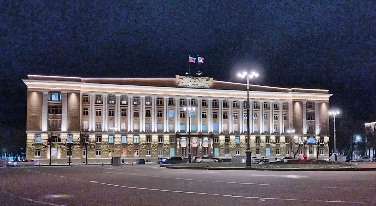 В Новгородской области утверждён график личного приёма граждан на май