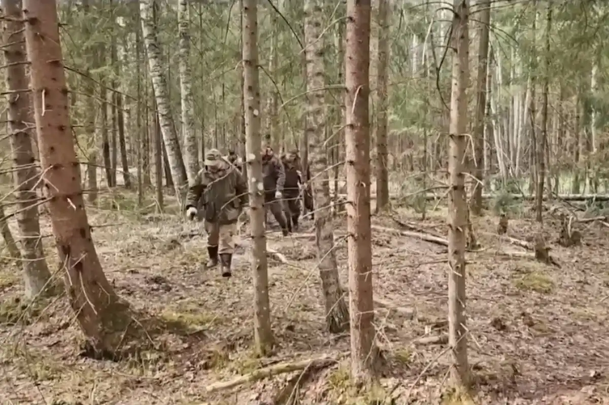 По сей день в лесах и болотах Новгородчины ждут своего часа те, кто не вернулся с фронта.