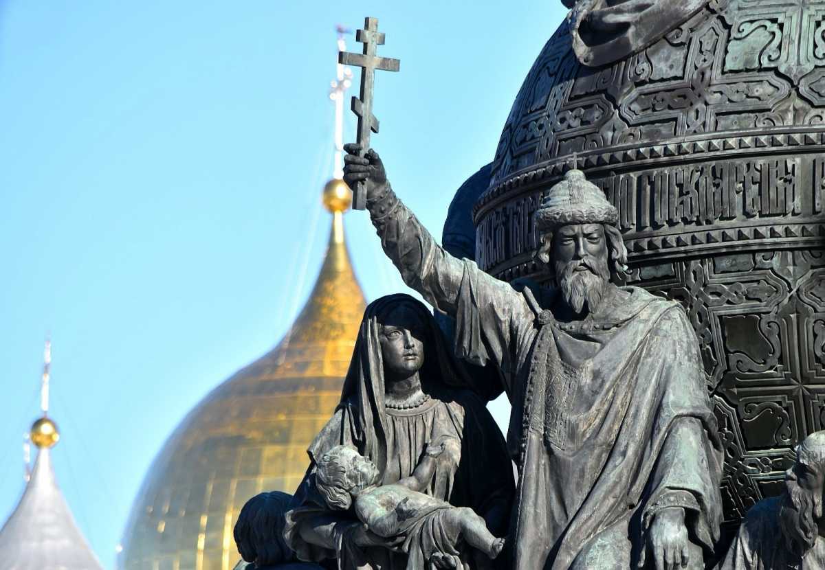В Новгородской области в рамках проекта «Новгород Первозванный» полным ходом идёт подготовка к съёмкам полнометражного документального фильма.