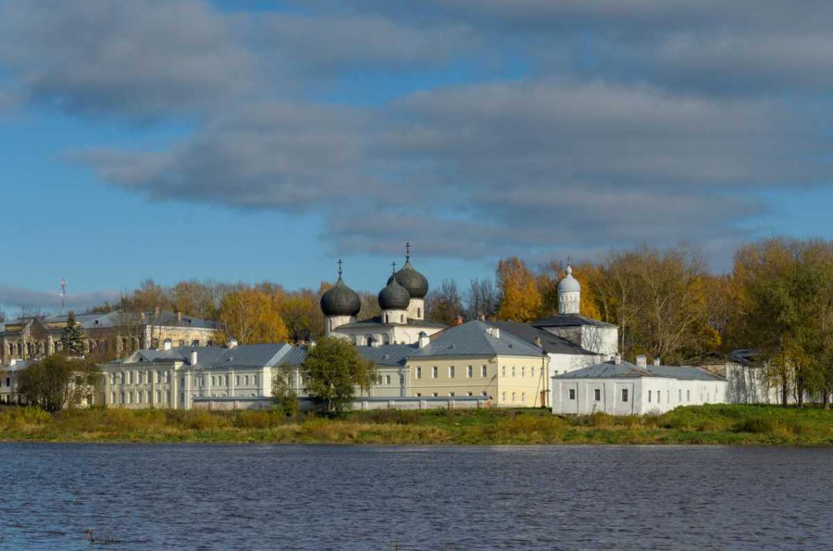Самый протяжённый участок теплосетей, подлежащих замене предстоящим летом в Великом Новгороде, находится в Антониевом монастыре.