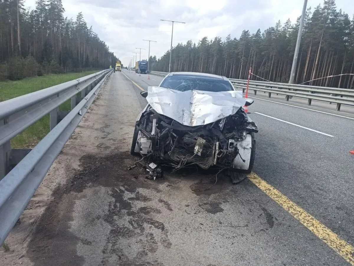 На М-11 в Окуловском округе в ДТП пострадали четверо мужчин