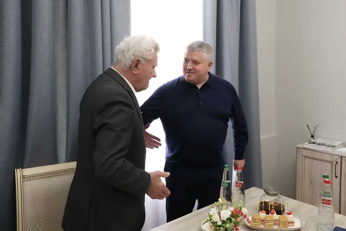 В Военные годы Владимира Ивановича вместе с семьёй отправили в концлагерь «Попово болото»