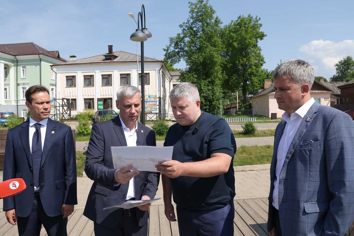 За обновление подхода к мосту Белелюбского проголосовали жители Боровичей.