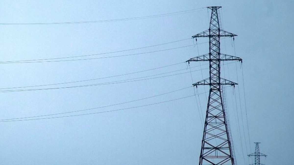 Для восстановления электроснабжения задействованы 29 бригад.
