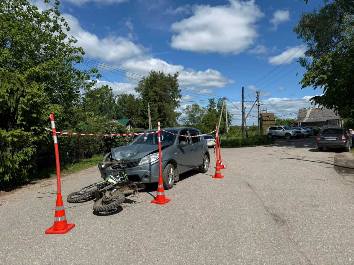 Мальчик получил серьёзные травмы и был доставлен в медицинское учреждение в тяжёлом состоянии.
