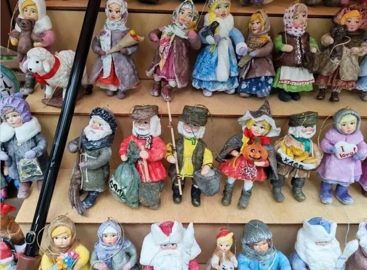 Участие мастеров в подобных мероприятиях способствует развитию малого бизнеса, народных художественных промыслов и самозанятости. Участие мастеров в подобных мероприятиях способствует развитию малого бизнеса, народных художественных промыслов и самозанятости.