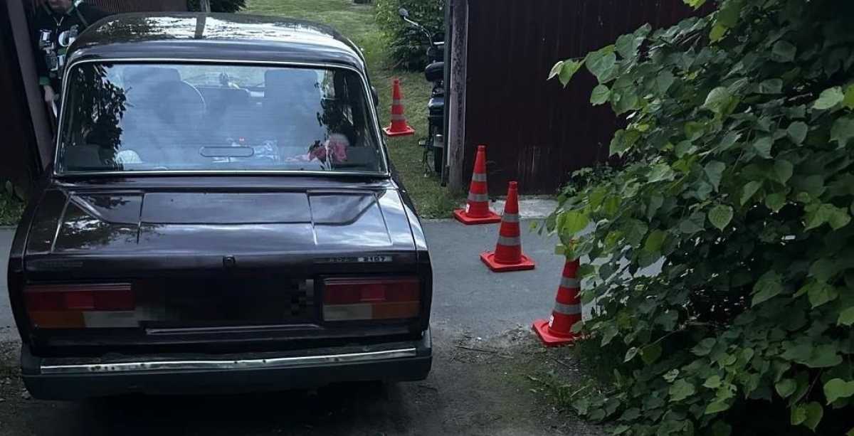 В аварии пострадал пассажир электросамоката.