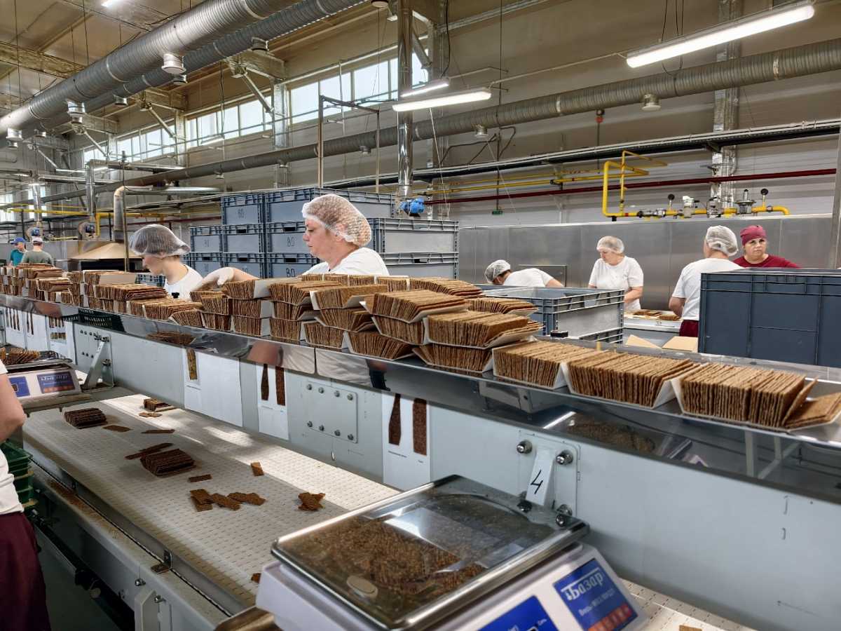 Большая часть используемого оборудования в компании «Ориент Боровичи» – собственные разработки.