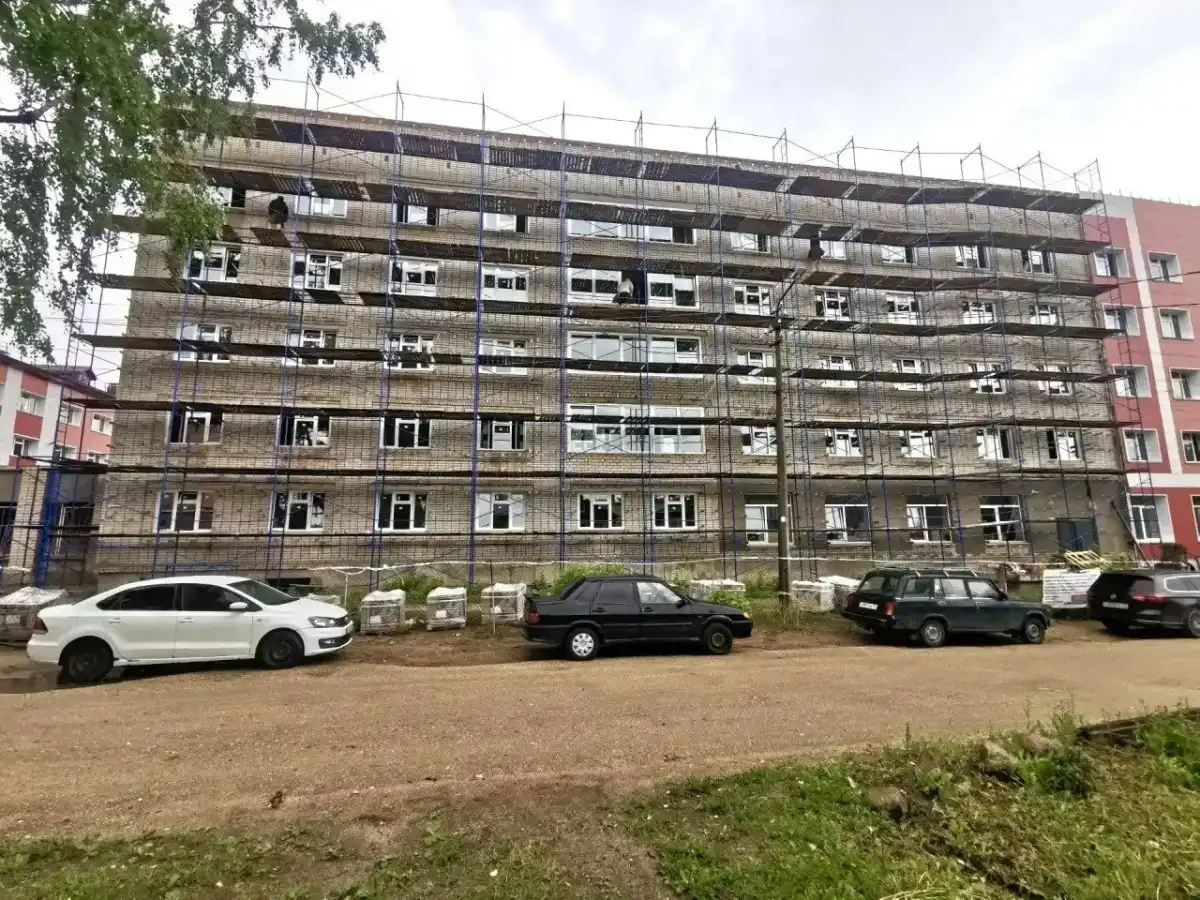 В Новгородской области отремонтировали 12 зданий учебных корпусов техникумов и колледжей и студенческих общежитий.