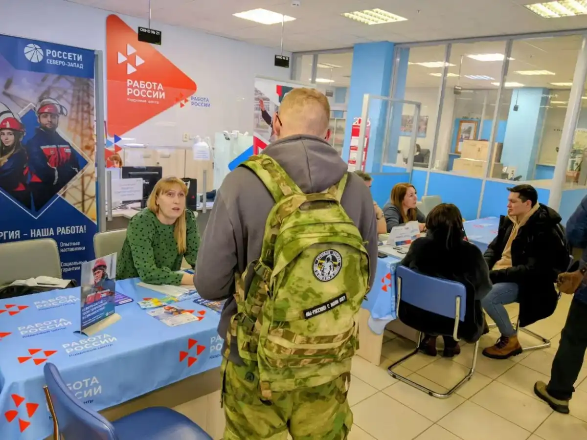 В рамках проекта «Среда возможностей» новгородским ветеранам СВО предлагают вакансии с учётом здоровья и опыта кандидатов.