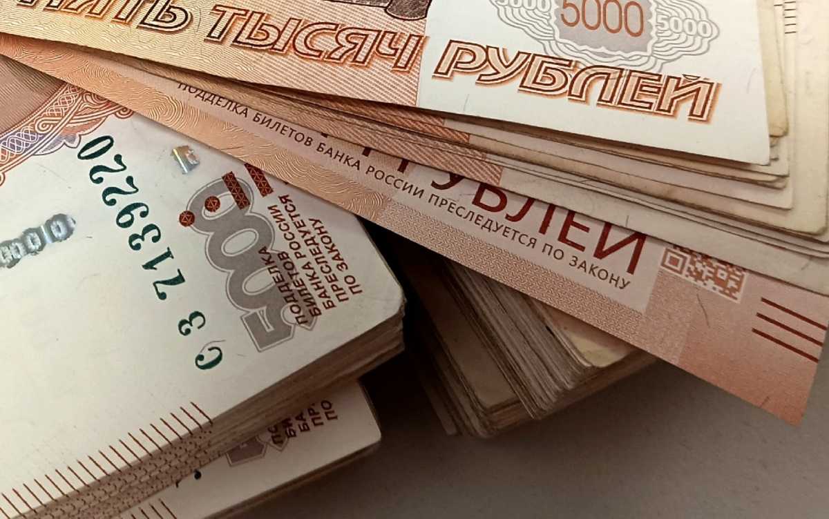 Чаще всего жертвами мошенников в регионе становились жители старше 50 лет. Чаще всего жертвами мошенников в регионе становились жители старше 50 лет.