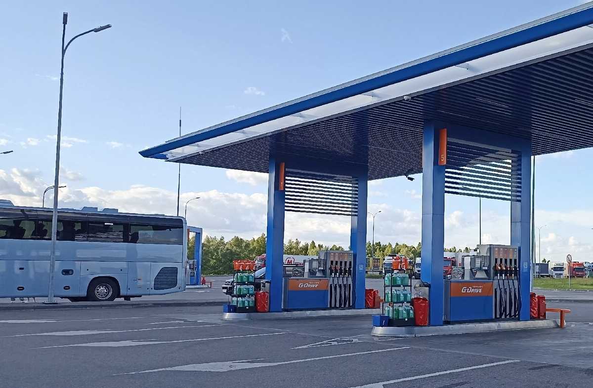 Рейсовые автобусы в Новгородской области заправляется без сбоев