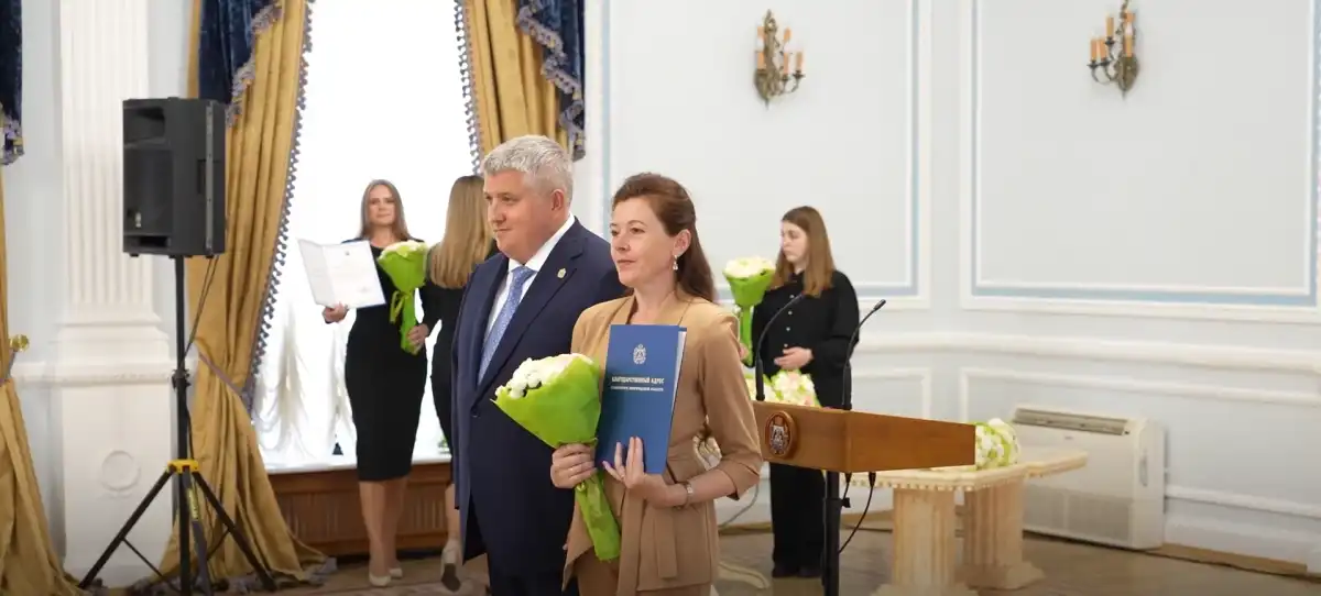 В Великом Новгороде прошла торжественная церемония награждения к 82-летию Новгородской области.